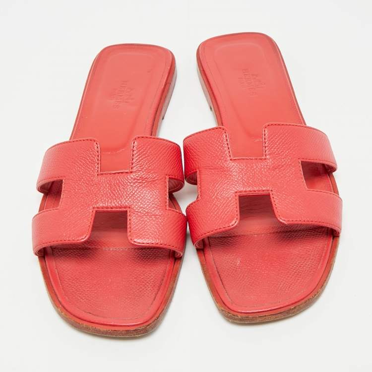 Pre Owned Hermes Coral Red Leather Oran Flat Slides Size 38