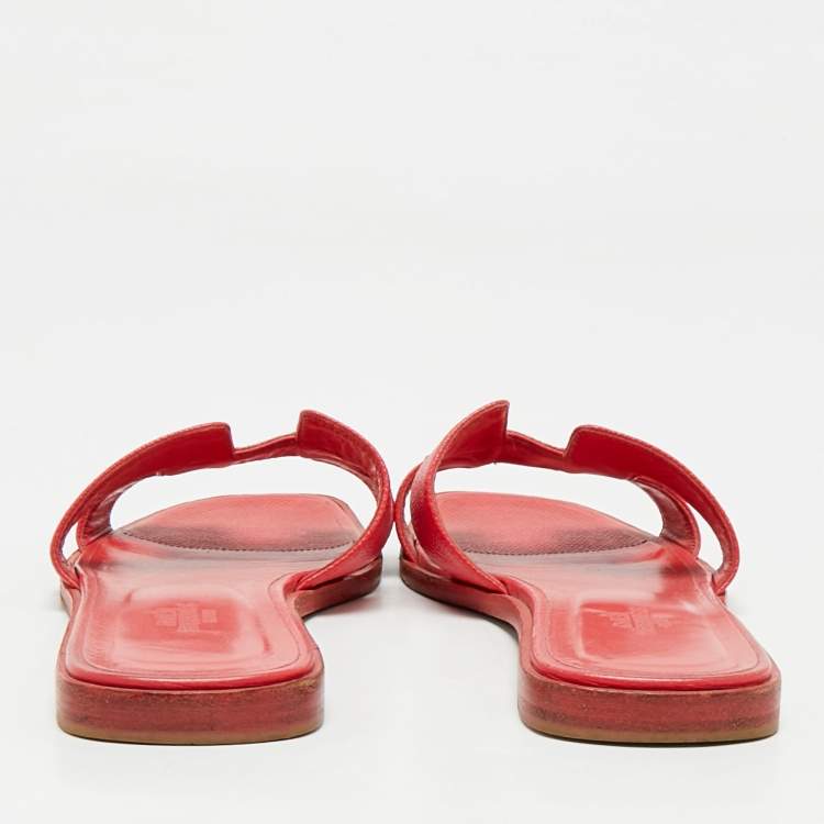 Pre Owned Hermes Coral Red Leather Oran Flat Slides Size 38