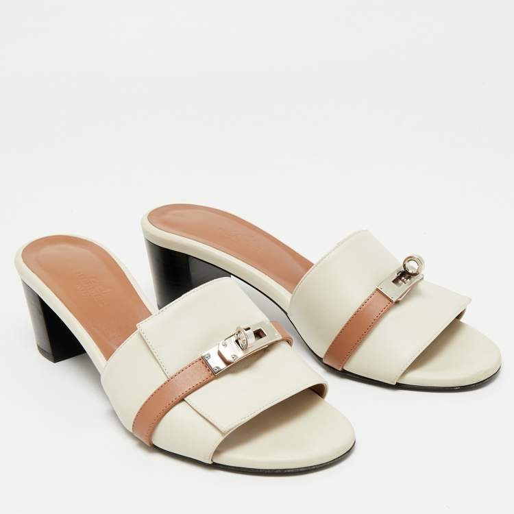 Pre Owned Hermes Cream/Brown Leather Gigi Slide Sandals Size 38