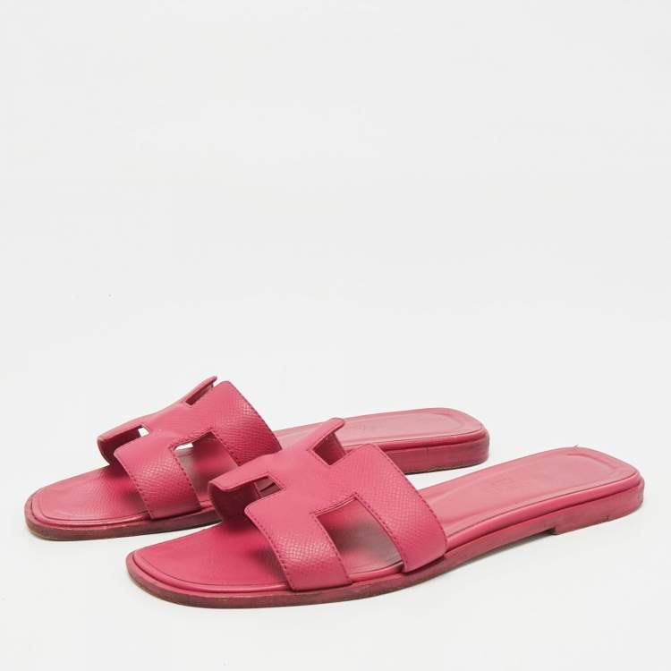 Pre Owned Hermes Pink Leather Oran Flat Slides Size 36.5
