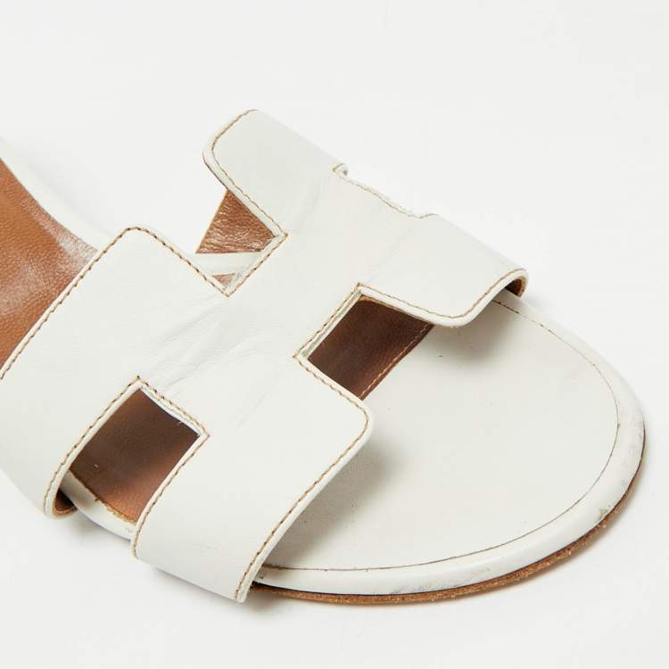 Pre Owned Hermes White Leather Oasis Slide Sandals Size 37.5