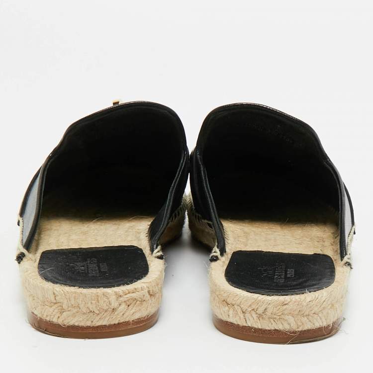 مملوكة مسبقًا Hermes Black Leather Feria Flat Mules Size 38