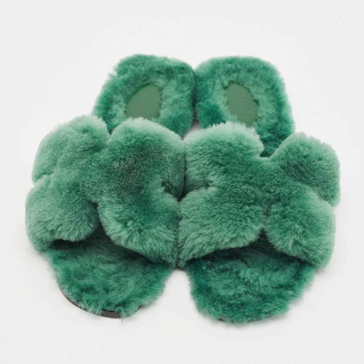 Pre Owned Hermes Green Shearling Fur Oran Flat Slides Size 37.5