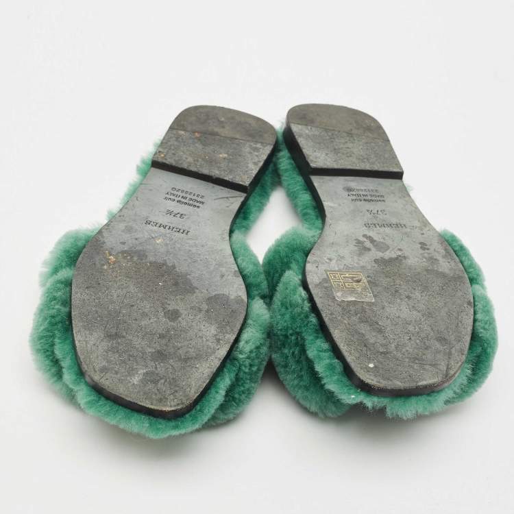 Pre Owned Hermes Green Shearling Fur Oran Flat Slides Size 37.5