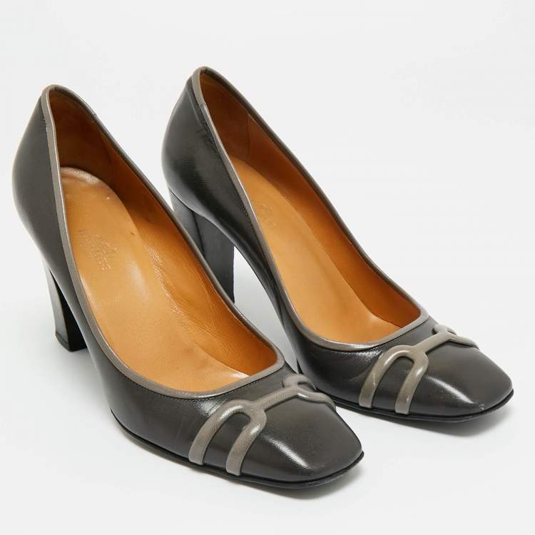 Pre Owned Hermes Grey Leather Block Heel Pumps Size 37