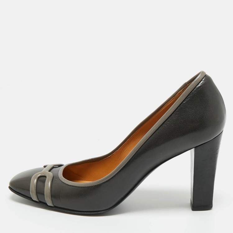 Pre Owned Hermes Grey Leather Block Heel Pumps Size 37