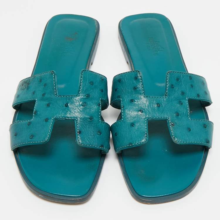 Pre Owned Hermes Blue Ostrich Leather Oran Flat Slides Size 38