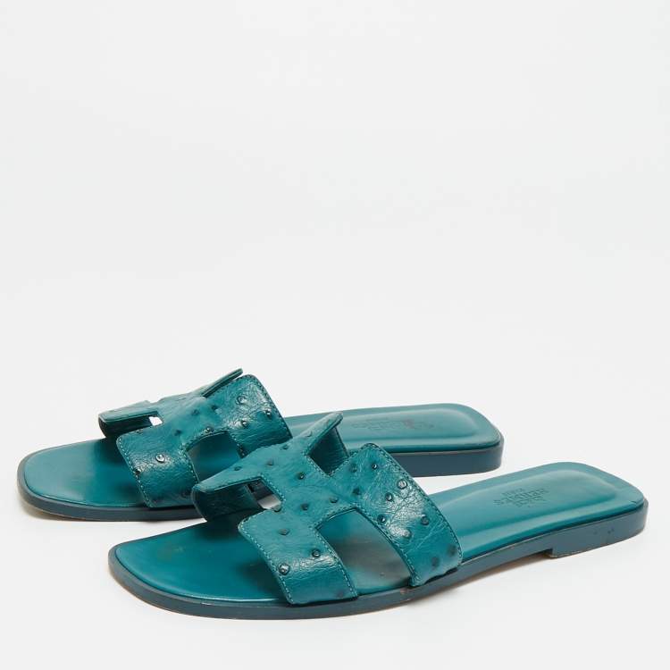 Pre Owned Hermes Blue Ostrich Leather Oran Flat Slides Size 38