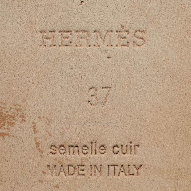 Pre Owned Hermes Cream Leather Poreline Santorini Ankle Strap Flats Size 37