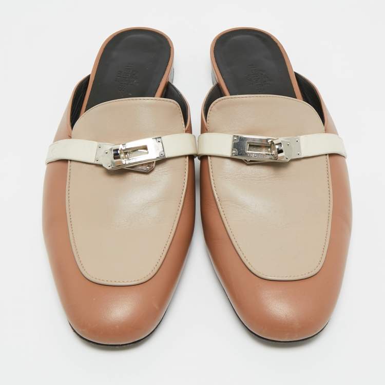 Pre Owned Hermes Beige/Cream Leather Oz Mule Sandals Size 39