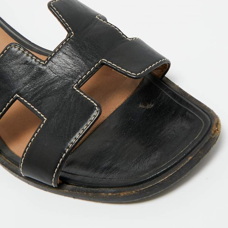Pre Owned Hermes Black Leather Oran Flat Slide Sandals Size 38 
