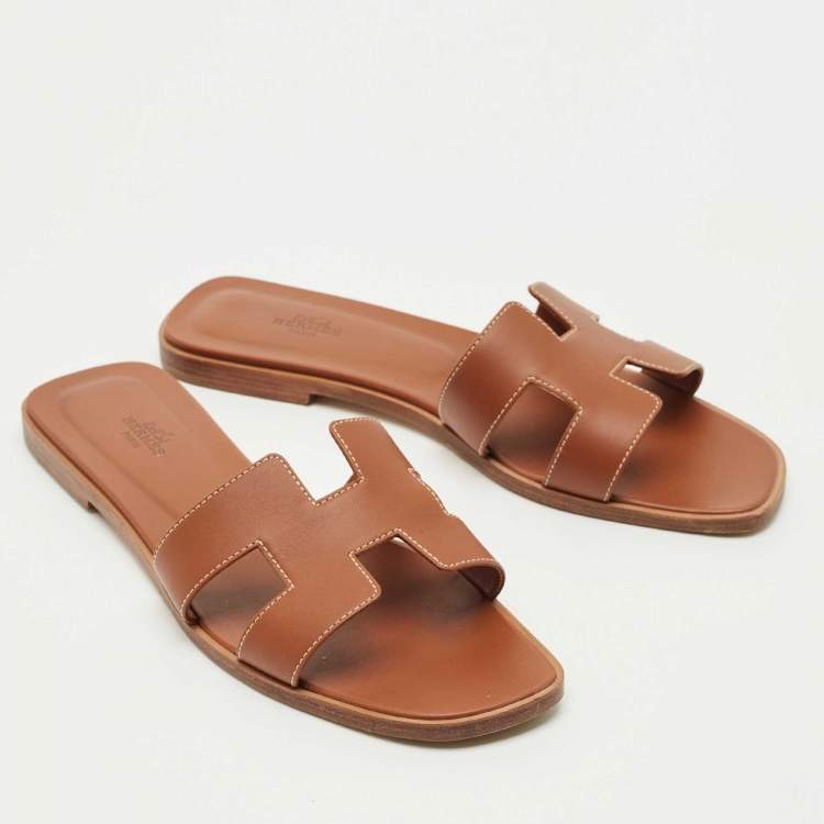 Pre Owned Hermes Brown Leather Oran Flat Slides Size 41