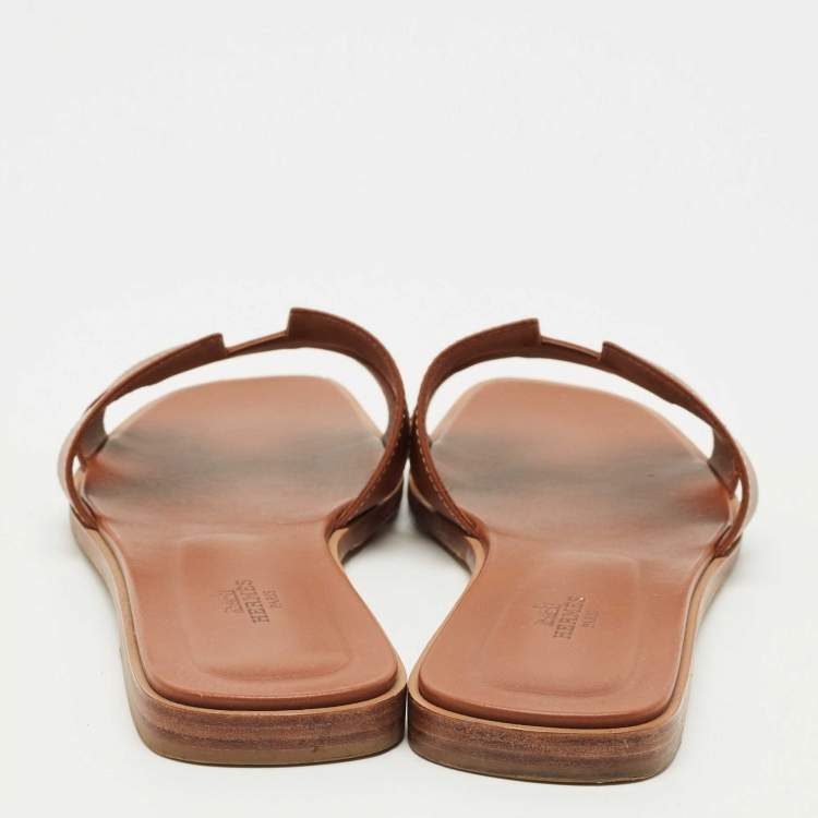 Pre Owned Hermes Brown Leather Oran Flat Slides Size 41