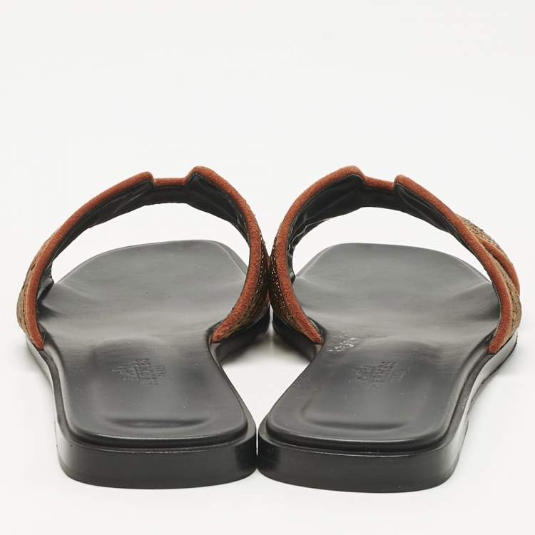 Pre Owned Hermes Gold/Black Suede Oran Dabka Flat Slides Size 38