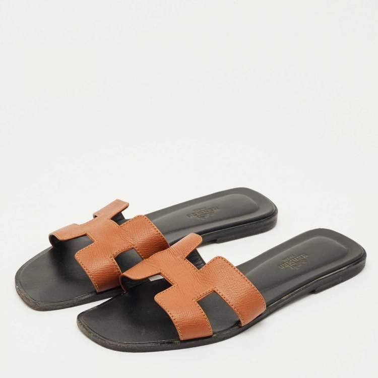 Pre Owned Hermes Brown Leather Oran Flat Slides Size 37.5