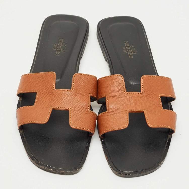 Pre Owned Hermes Brown Leather Oran Flat Slides Size 37.5