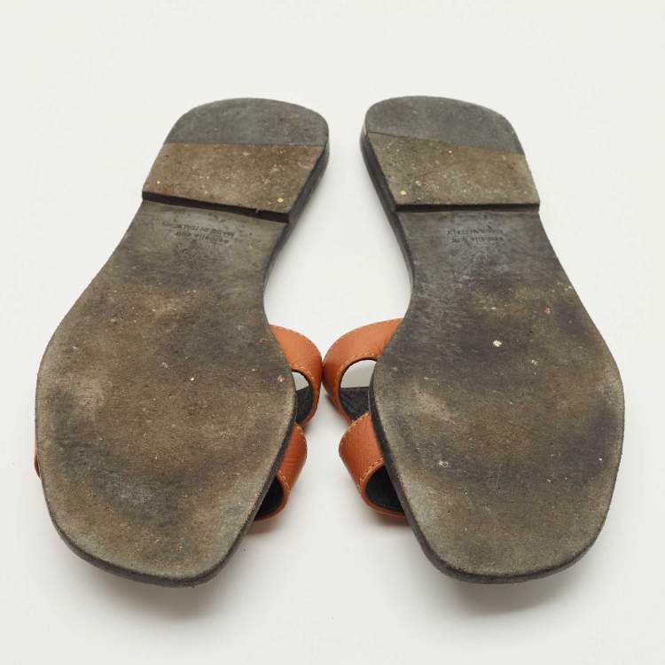 Pre Owned Hermes Brown Leather Oran Flat Slides Size 37.5