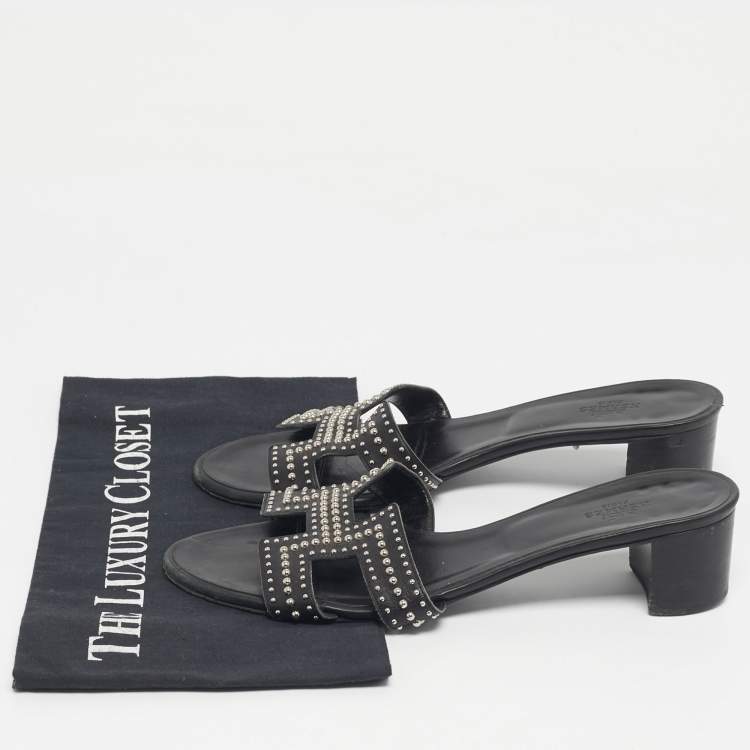 Pre Owned Hermes Black Leather Studded Oasis Slide Sandals Size 39.5