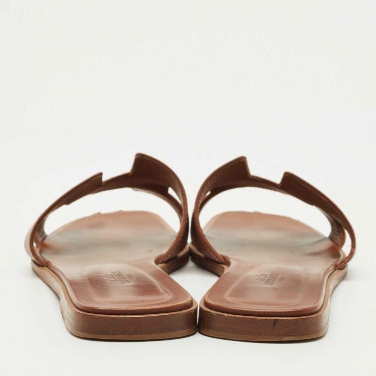 Pre Owned Hermes Brown Leather Oran Flat Slide Size 38.5