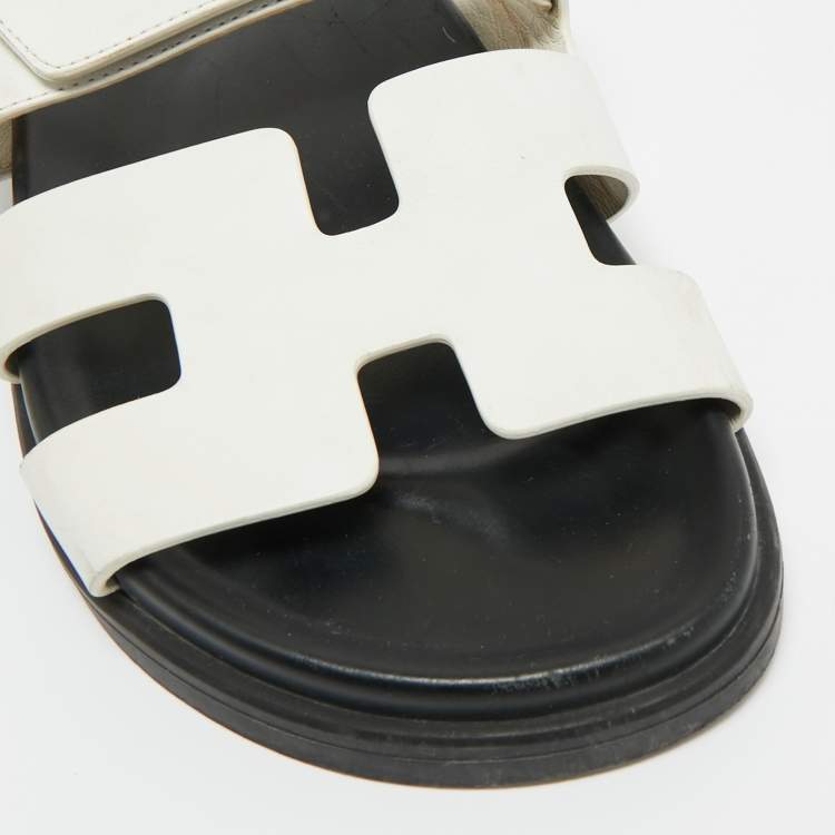 Pre Owned Hermes White Leather Chypre Sandals Size 39
