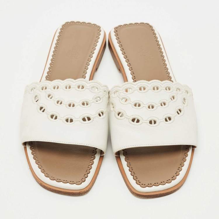 Pre Owned Hermes White Leather Gaelle Flat Slides Size 39