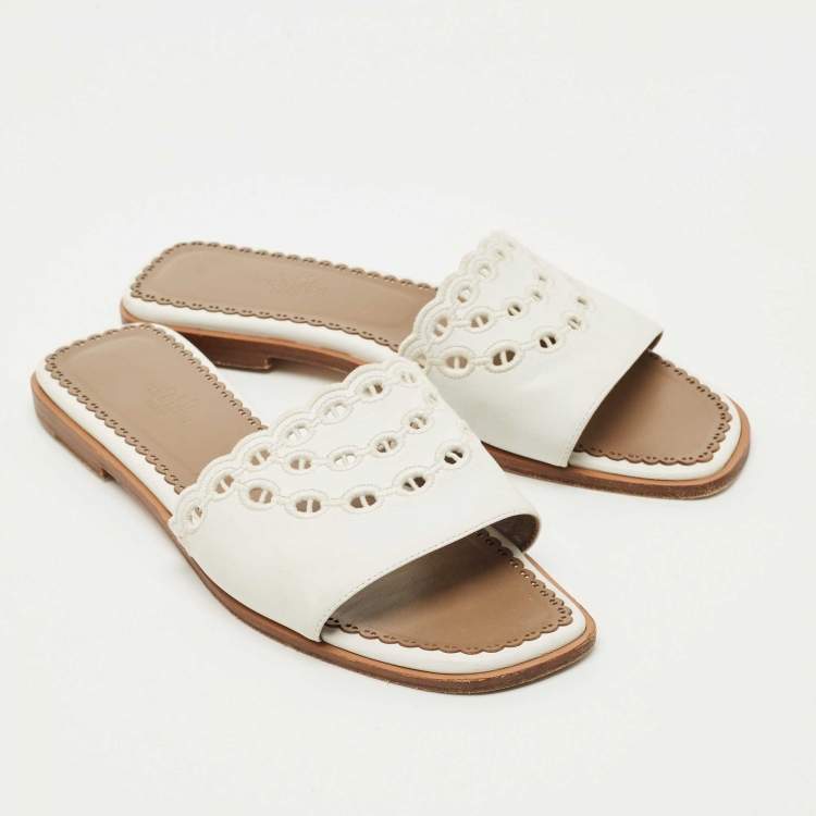 Pre Owned Hermes White Leather Gaelle Flat Slides Size 39