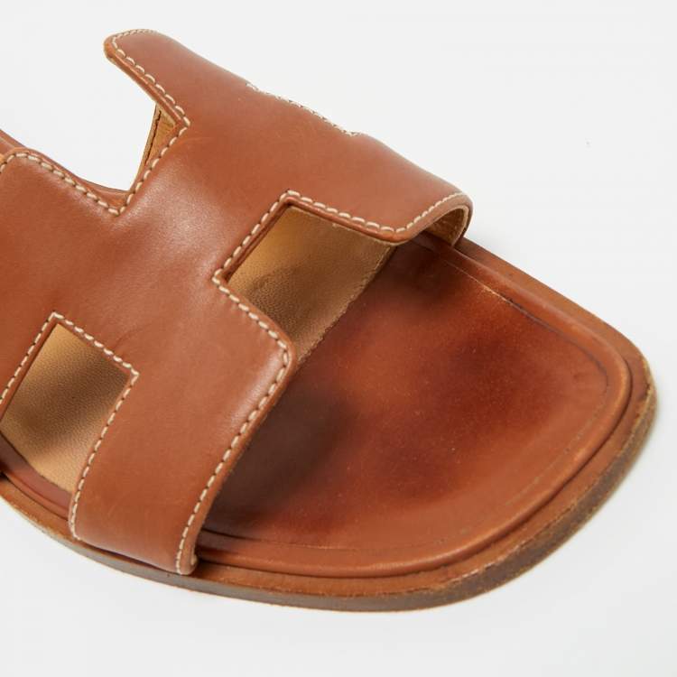 Pre Owned Hermes Brown Leather Oran Flat Slides Size 37