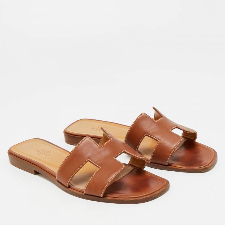 Pre Owned Hermes Brown Leather Oran Flat Slides Size 37