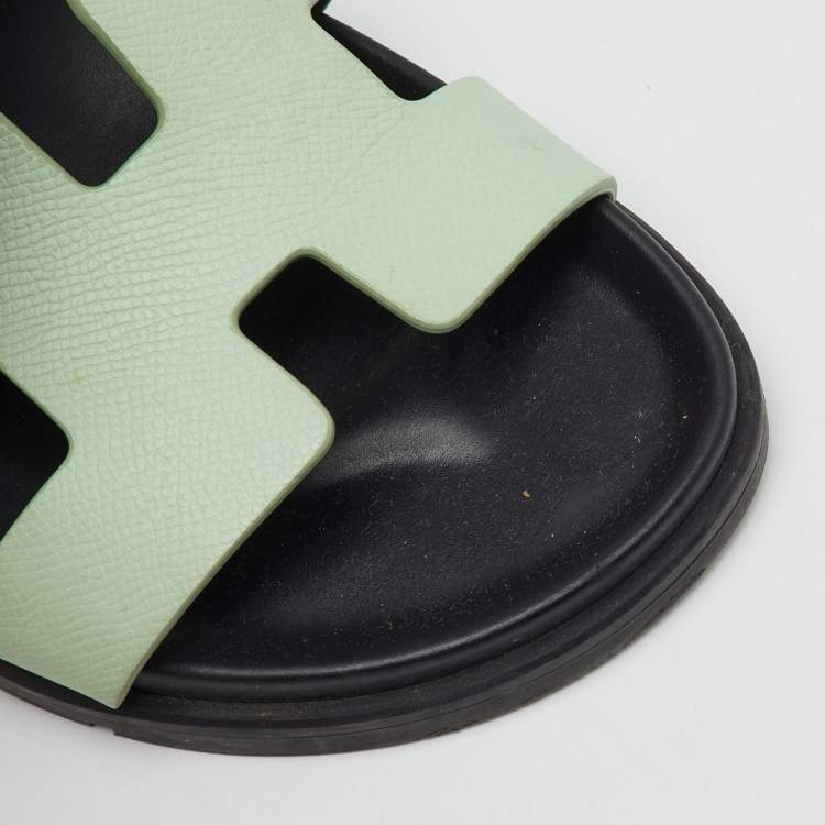 Pre Owned Hermes Mint Green Leather Chypre Flat Sandals Size 39