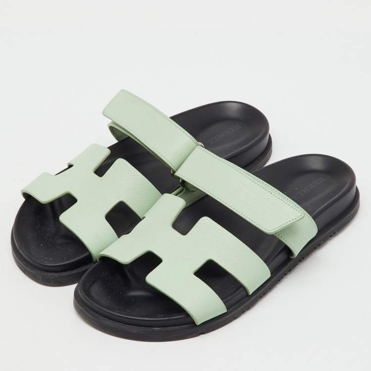 Pre Owned Hermes Mint Green Leather Chypre Flat Sandals Size 39