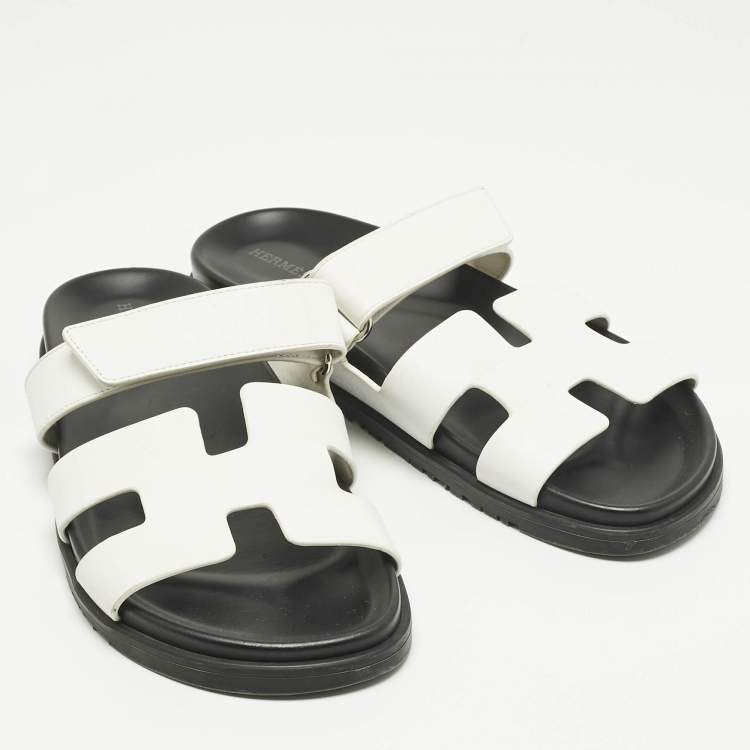 Pre Owned Hermes White Leather Chypre Flat Sandals Size 41