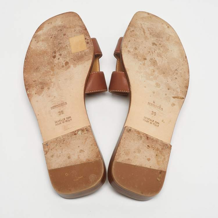 Pre Owned Hermes Brown Leather Oran Flat Slides Size 39