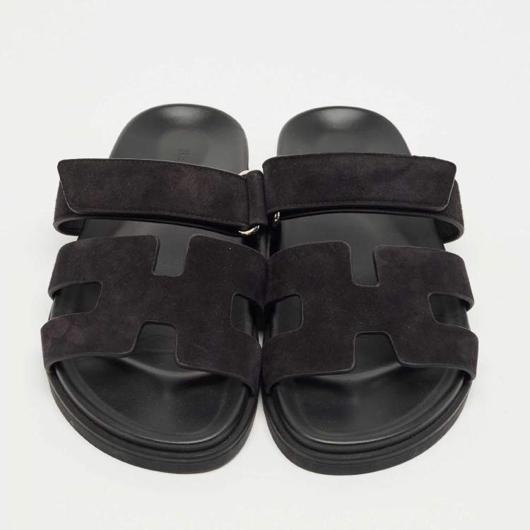 مملوكة مسبقًا Hermes Black Suede Chypre Flat Sandals Size 39