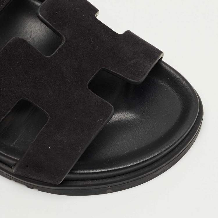 مملوكة مسبقًا Hermes Black Suede Chypre Flat Sandals Size 39