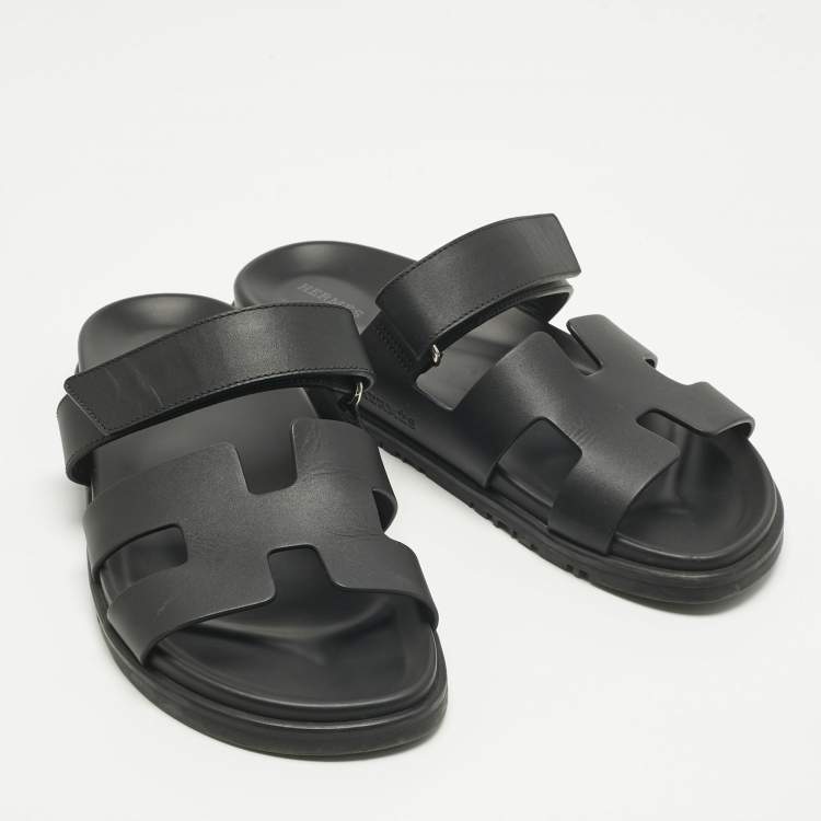 Pre Owned Hermes Black Leather Chypre Flat Sandals Size 40.5