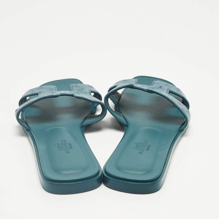 Pre Owned Hermes Blue Ostrich Leather Oran Flat Slide Size 38