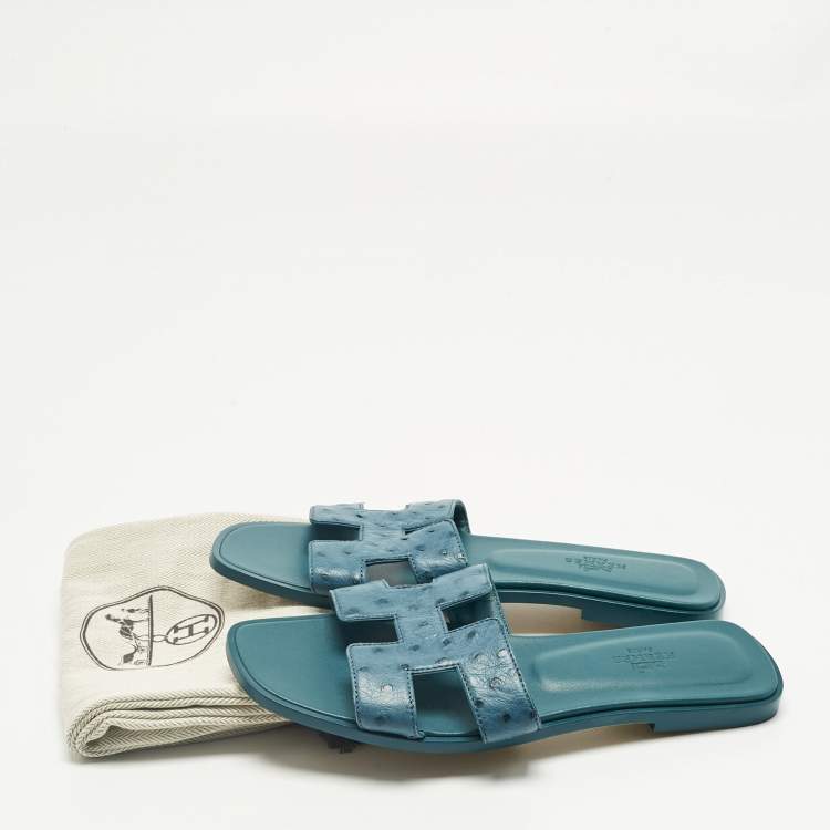 Pre Owned Hermes Blue Ostrich Leather Oran Flat Slide Size 38