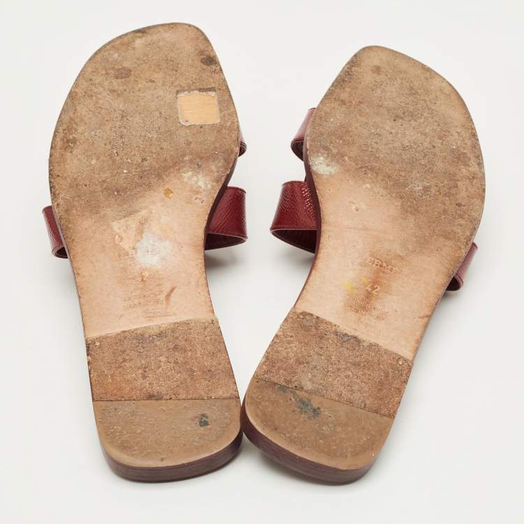 Pre Owned Hermes Red Patent  Leather Oran Flat Slides Size 42