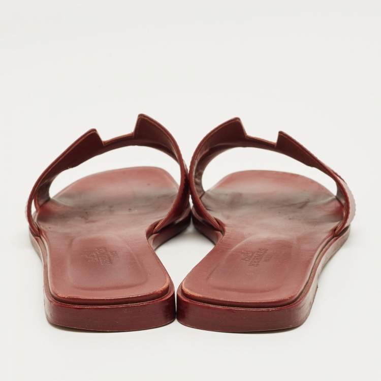 Pre Owned Hermes Burgundy Leather Oran Flat Slides Size 38.5