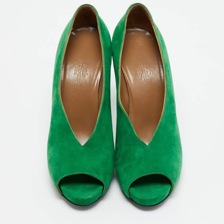 Pre Owned Hermes Bamboo Size 40 Green Suede Peep Toe Pumps