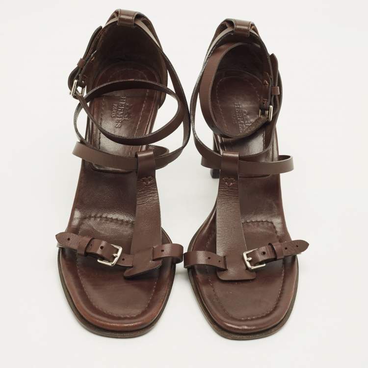 مملوكة مسبقًا Hermès Size 39.5 Dark Brown Leather Ankle Strap Sandals