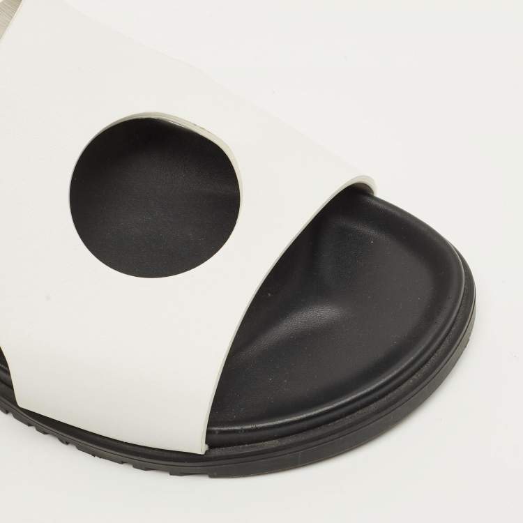 Pre Owned Hermes Edith Size 41 White Leather Flat Sandals