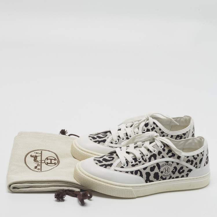 Pre Owned Hermes Get Size 38.5 White/Black Canvas and Leather Lace Up Sneakers