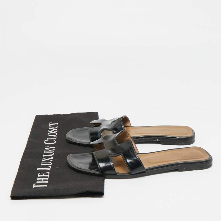 Pre Owned Hermes Oran Size 38 Black Patent Leather Flat Slides
