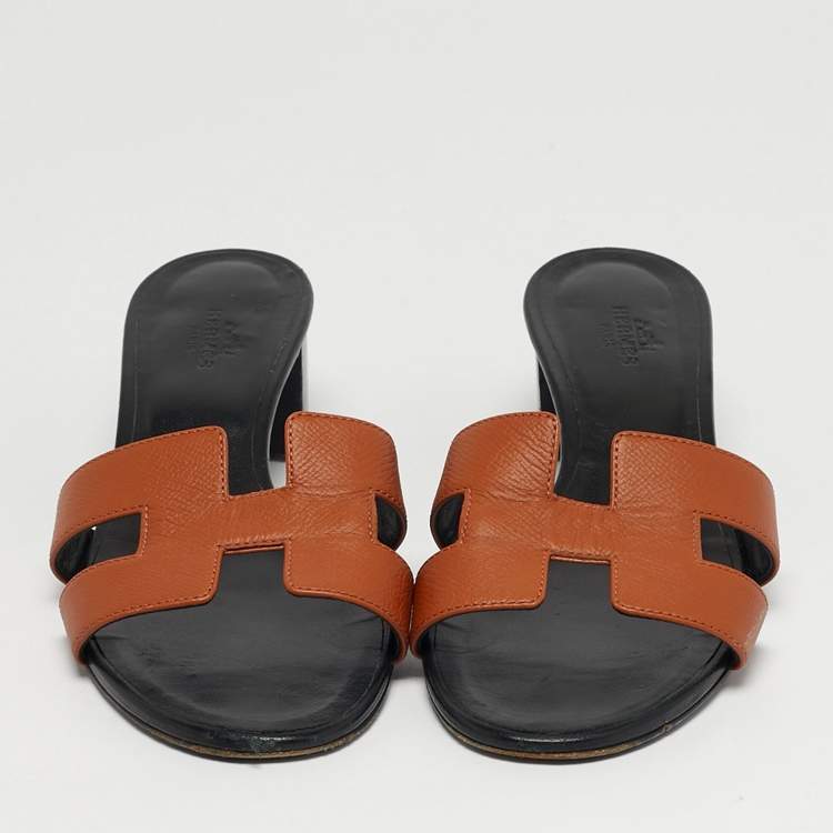 مملوكة مسبقًا Hermes Oasis Size 37 Brown Leather Slide Sandals