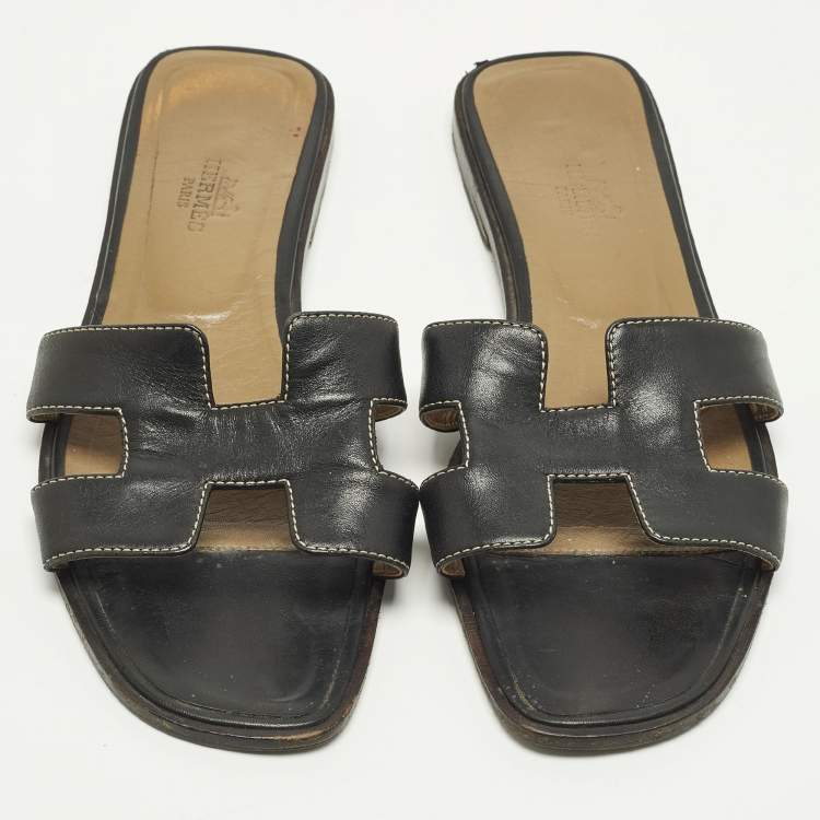 Pre Owned Hermes Oran Size 37 Black Leather Flat Slide