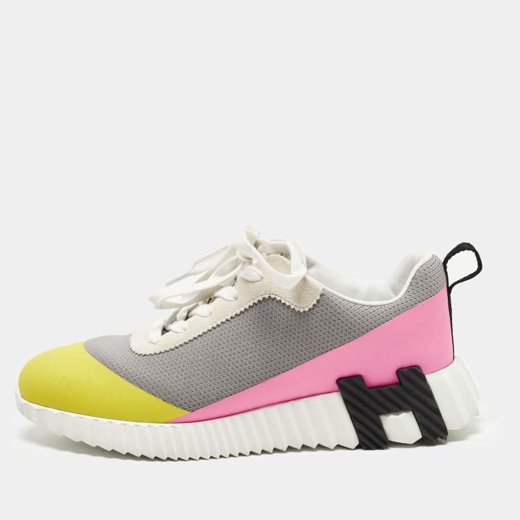 مملوكة مسبقًا حذاء رياضي هيرمس بونسنج قماش محبوك وشمواه أبيض/رمادي فاتح مقاس 40.5