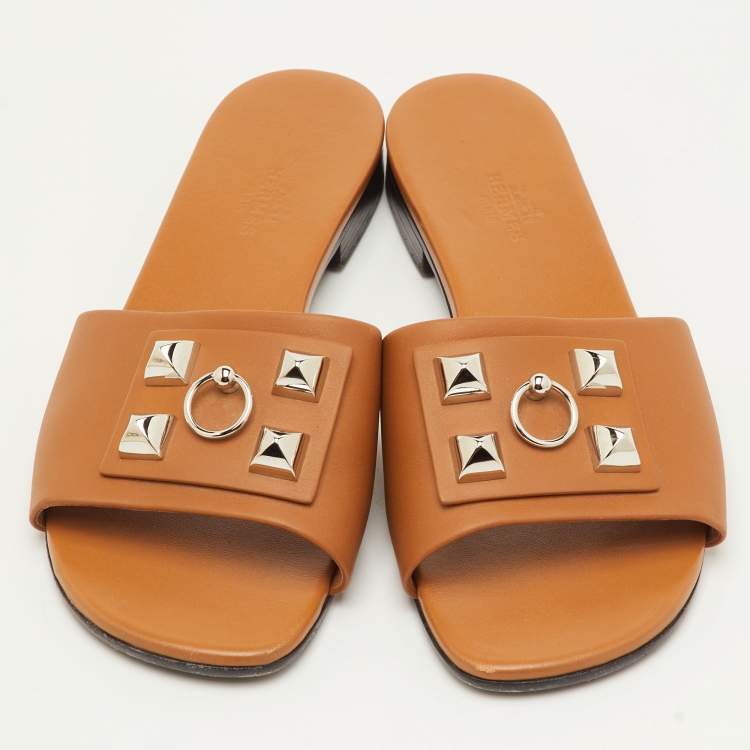 Pre Owned Hermes Dune Bois Size 37.5 Tan Leather Flat Slide Sandals