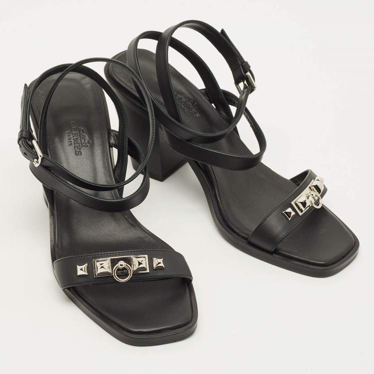 مملوكة مسبقًا Hermes Ivresse 65 Size 37.5 Black Leather Ankle Strap Sandals