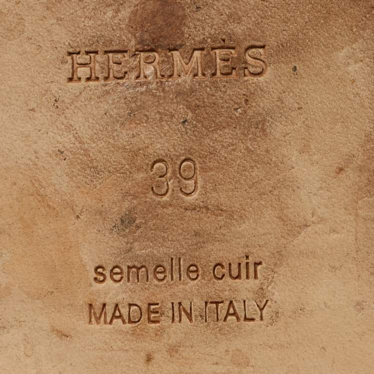 Pre Owned Hermès Oran Size 39 White Perforated Leather Flat Slides